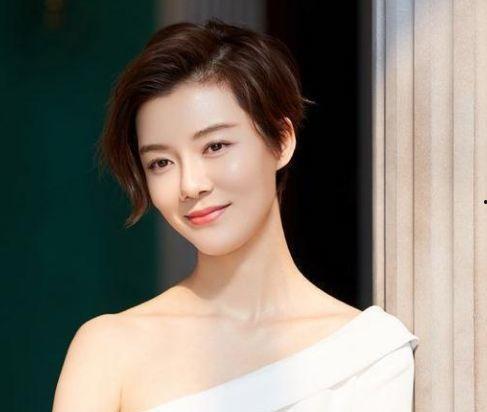 娱乐圈吃瓜女明星是谁,揭秘阿娇对都美竹事件的看法与感慨  第1张
