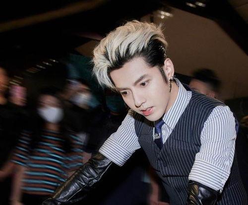 吴亦凡事件娱乐圈吃瓜,吴亦凡事件引发的吃瓜狂欢  第3张