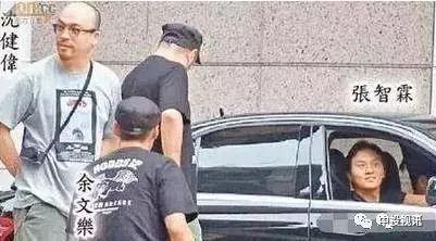 娱乐圈里两个男人吃瓜,揭秘背后的爱恨情仇 第3张 娱乐圈里两个男人吃瓜,揭秘背后的爱恨情仇 第3张