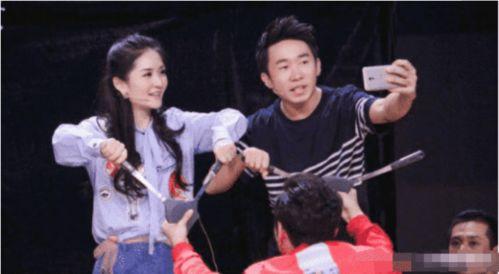 杨迪妈妈娱乐圈吃瓜视频,揭秘明星幕后生活  第3张