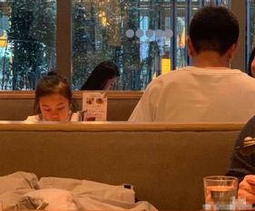 娱乐圈吃瓜的两人,娱乐圈两大瓜王联手揭秘幕后真相 第3张 娱乐圈吃瓜的两人,娱乐圈两大瓜王联手揭秘幕后真相 第3张