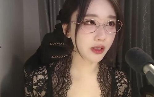 娱乐八卦主播直播吃瓜,揭秘娱乐圈幕后故事 第3张 娱乐八卦主播直播吃瓜,揭秘娱乐圈幕后故事 第3张