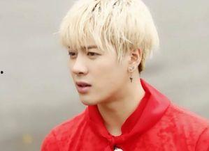 爱豆吃瓜娱乐酱黄明昊,爱豆吃瓜娱乐酱,揭秘娱乐圈幕后故事 第3张 爱豆吃瓜娱乐酱黄明昊,爱豆吃瓜娱乐酱,揭秘娱乐圈幕后故事 第3张