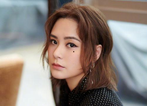娱乐圈一线吃瓜女明星,揭秘幕后风云与情感纠葛 第3张 娱乐圈一线吃瓜女明星,揭秘幕后风云与情感纠葛 第3张