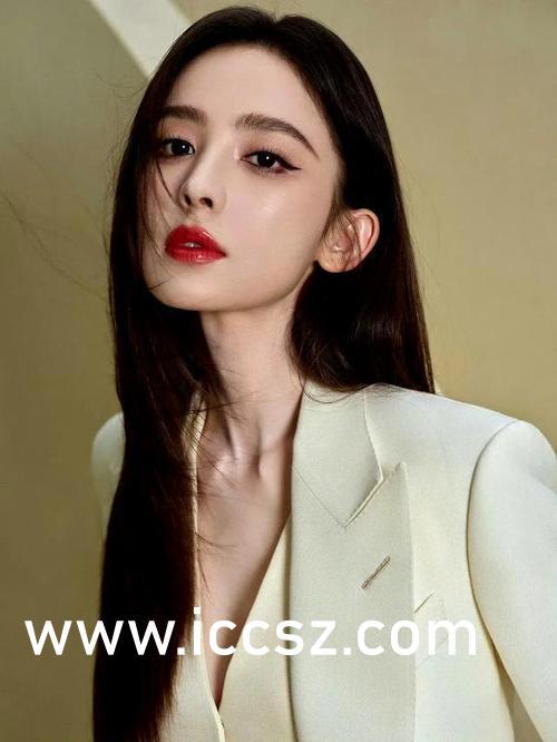 娱乐圈吃瓜爆料戚薇是谁,吃瓜爆料,戚薇身份成焦点 第3张 娱乐圈吃瓜爆料戚薇是谁,吃瓜爆料,戚薇身份成焦点 第3张