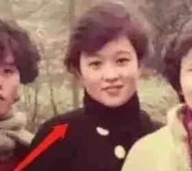 娱乐圈吃瓜博主女孩是谁,揭秘神秘博主背后的故事 第2张 娱乐圈吃瓜博主女孩是谁,揭秘神秘博主背后的故事 第2张